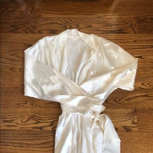 Gorgeous LA Perla robe